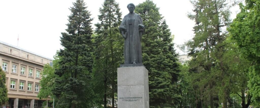 MARIA_CURIE_SKLODOWSKA_UNIVERSITY___UMCS_4