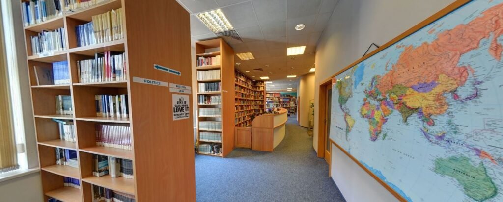 UNIVERSITY_OF_NEW_YORK_IN_PRAGUE___UNYP_3
